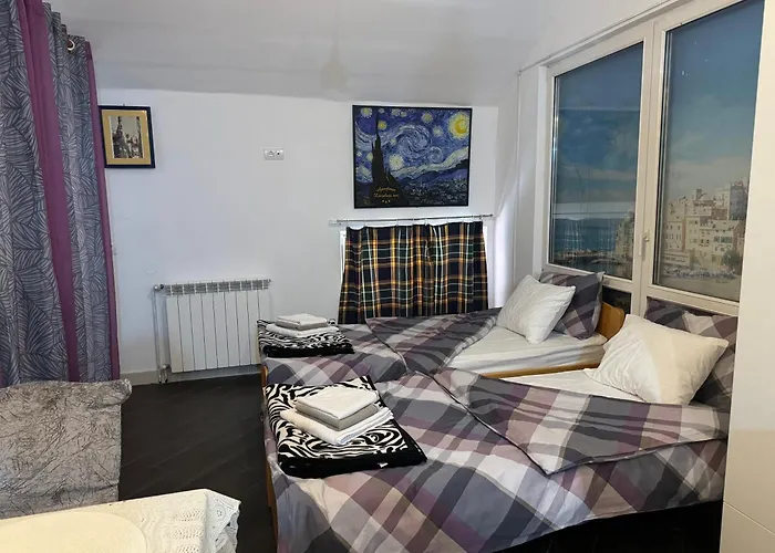 Zvezdana Noc شقة *